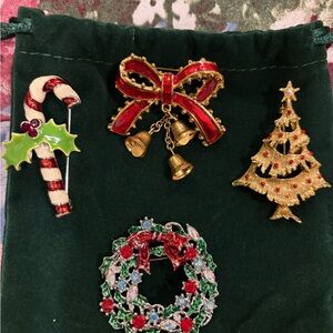 Christmas brooches/pins
